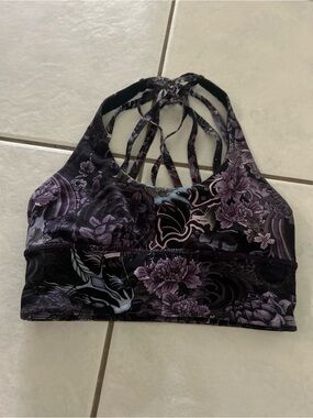lululemon athletica Floral Strappy Sports Bra - Purple & Black